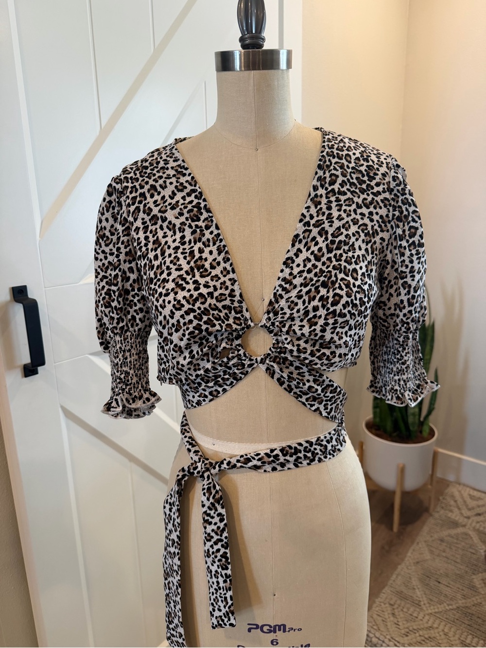 Leopard Ring-Front Wrap Crop Top - Black & Cream